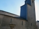 Photo suivante de Sauveterre-de-Rouergue l'église et la fontaine