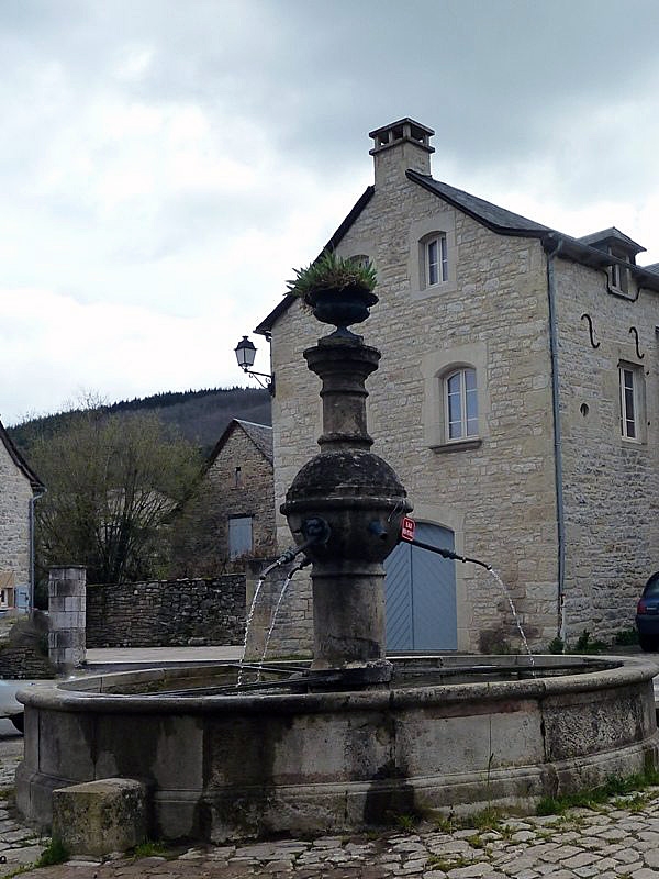 Le - Sévérac-l'Église