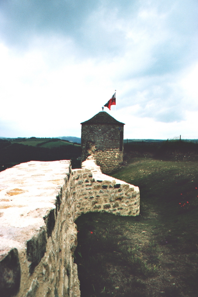 Mur en ligne de fuite - Sévérac-le-Château