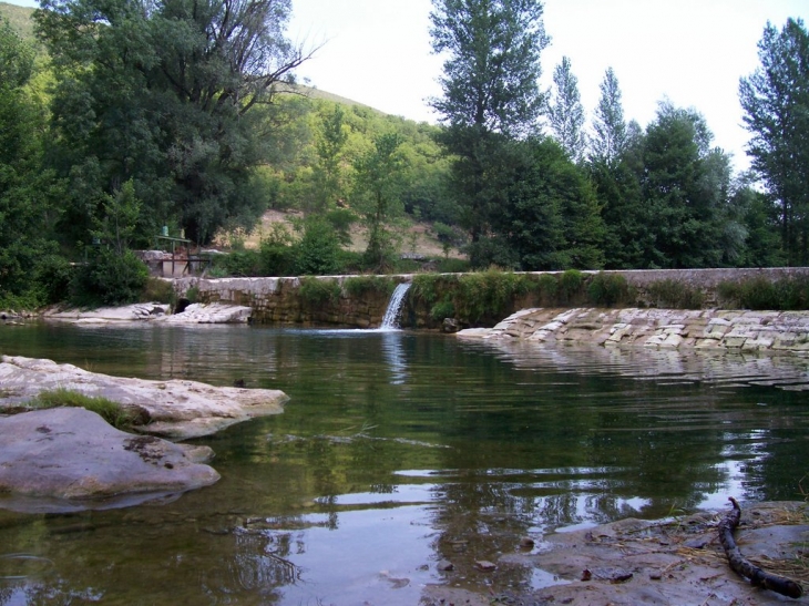 LA CHAUSSEE - Versols-et-Lapeyre