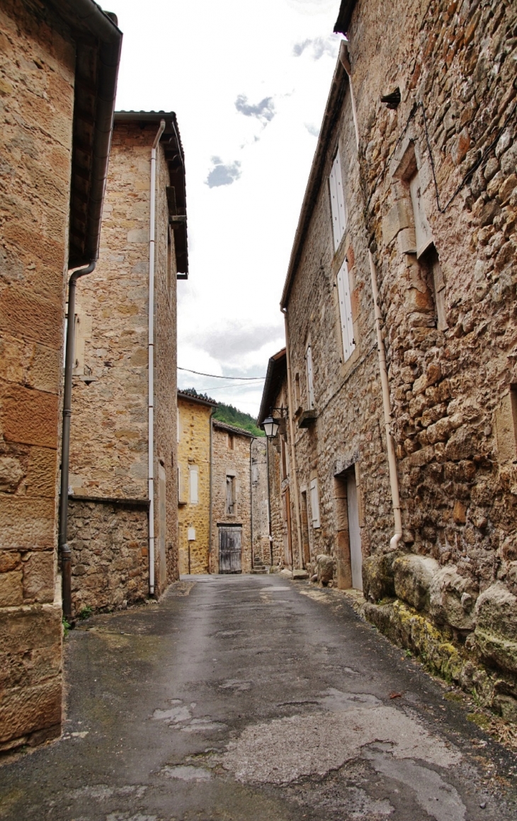 Le Village - Versols-et-Lapeyre