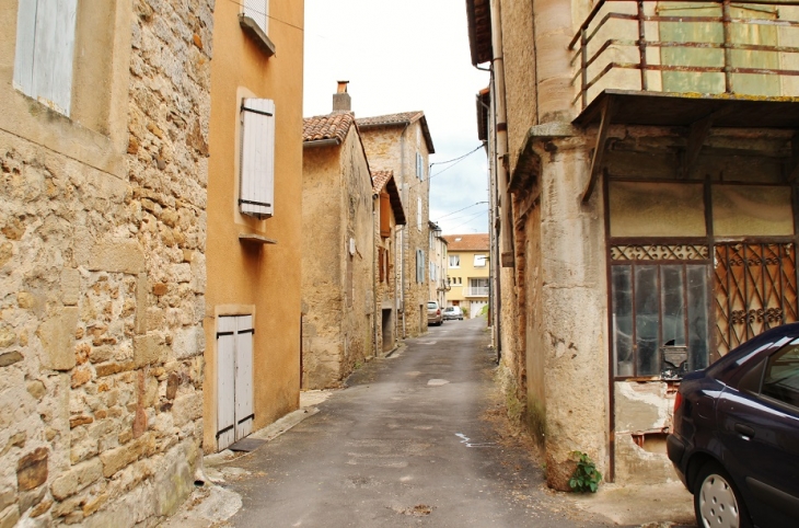 Le Village - Versols-et-Lapeyre