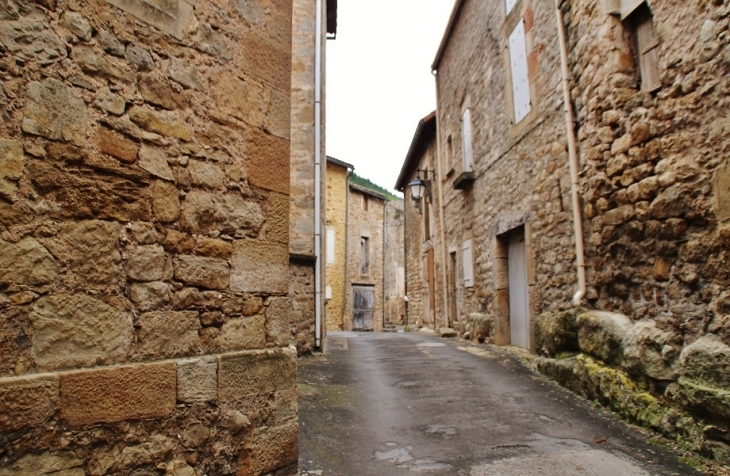 Le Village - Versols-et-Lapeyre