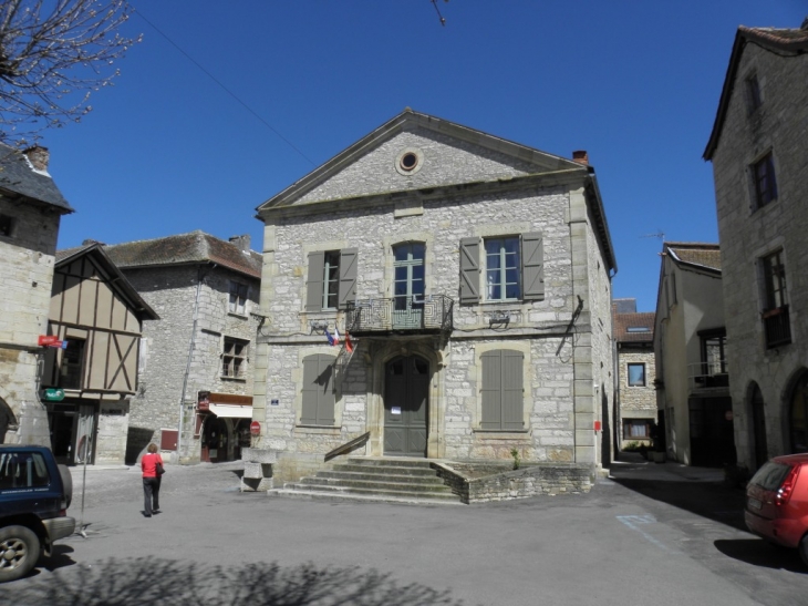 La Mairie  - Villeneuve