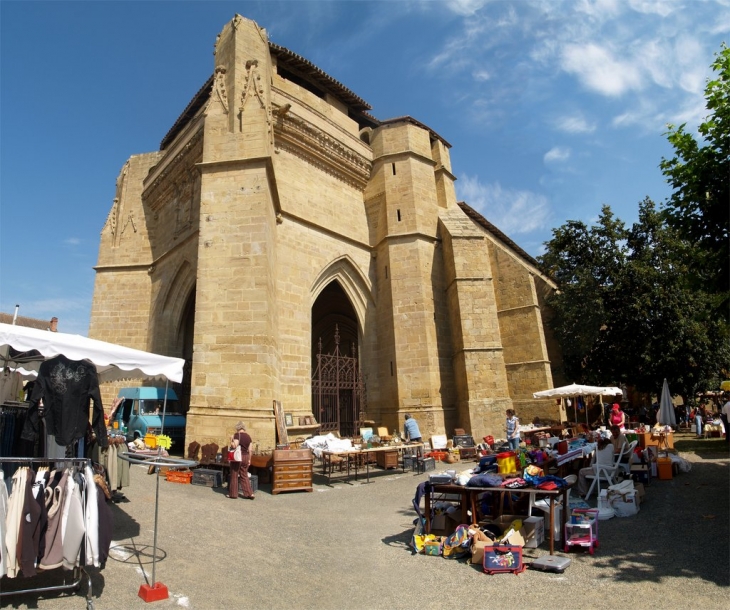 Enorme vide-grenier au village de Beaumarchès - Beaumarchés