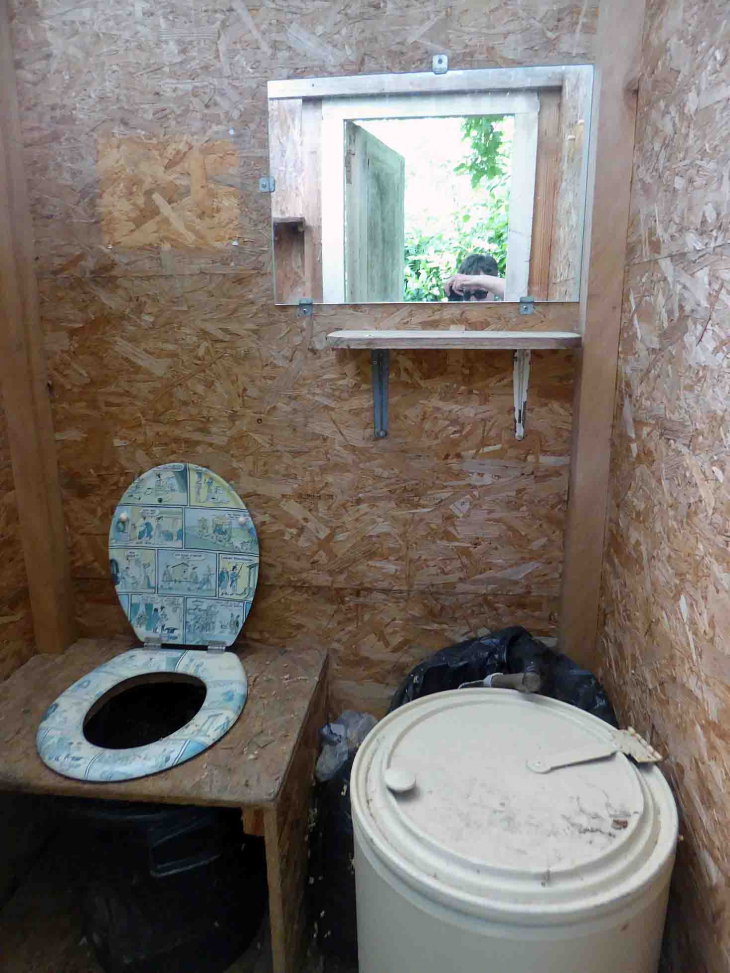 Toilettes sèches : mais aussi de confort et de décoration - Berrac