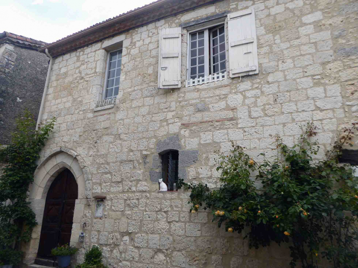 Maison du village - Castéra-Lectourois