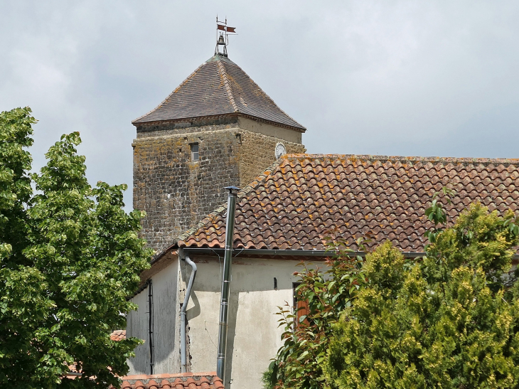 Vue sur la tour de l'horloge - Dému