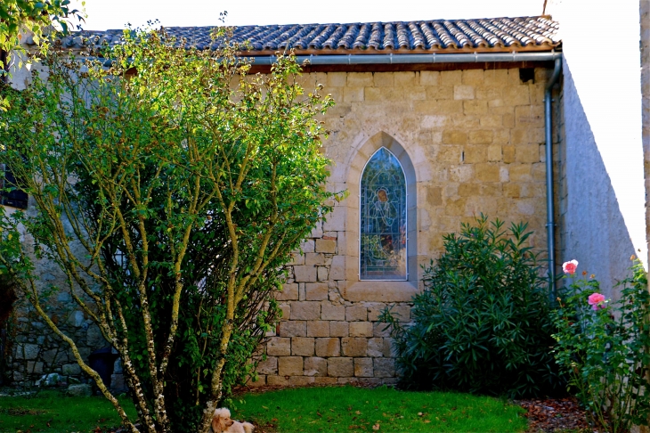 Le chevet de l'église - Gimbrède