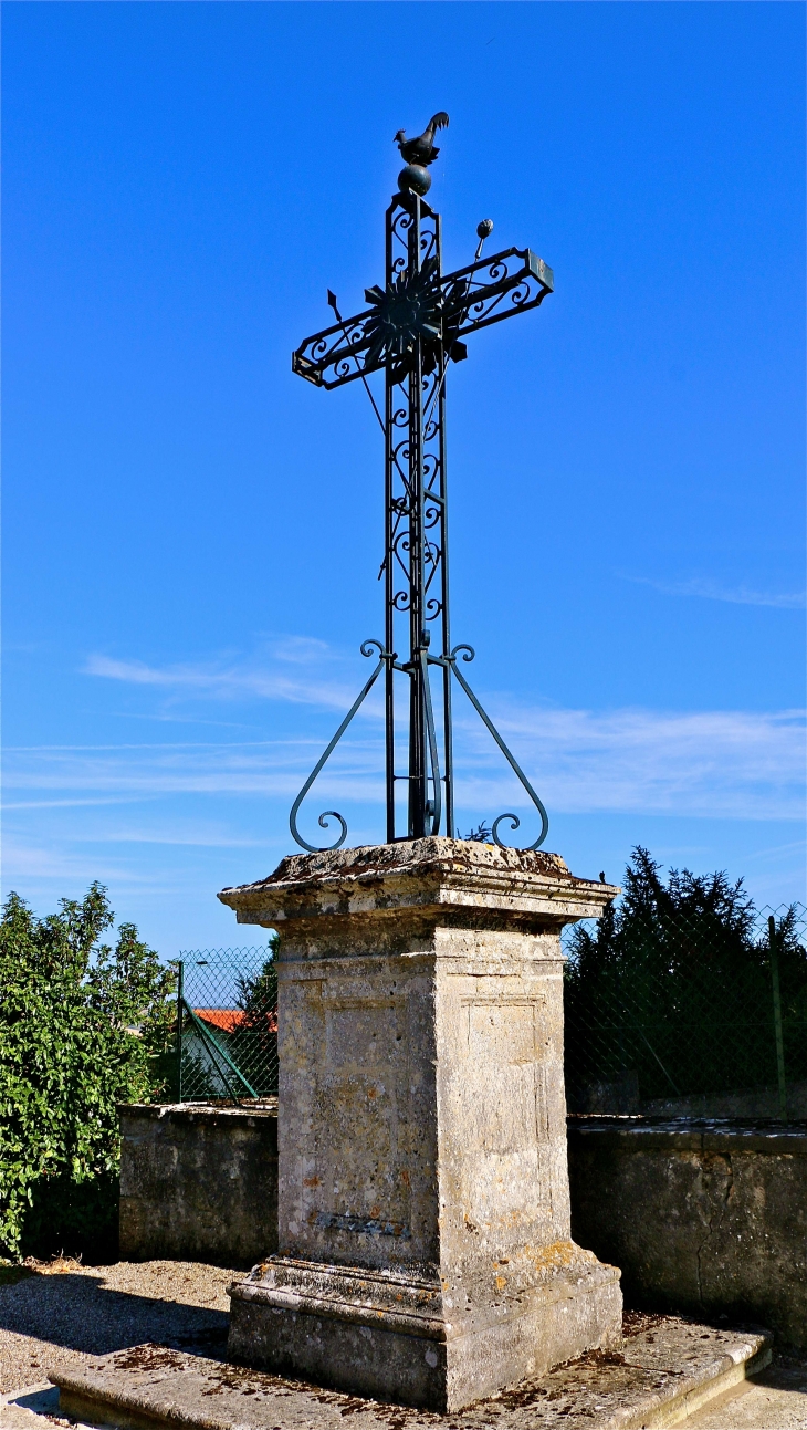 Coix de Mission au hameau de Rouillac - Gimbrède