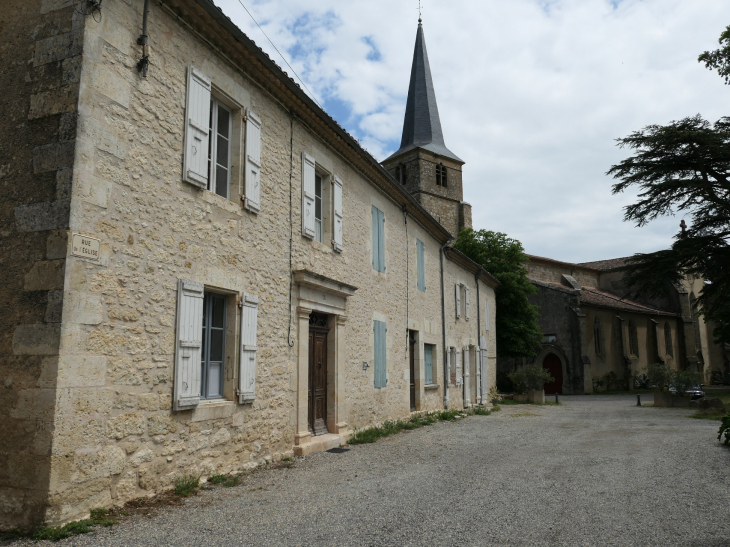 Vers la collégiale Saint Candide - Jegun