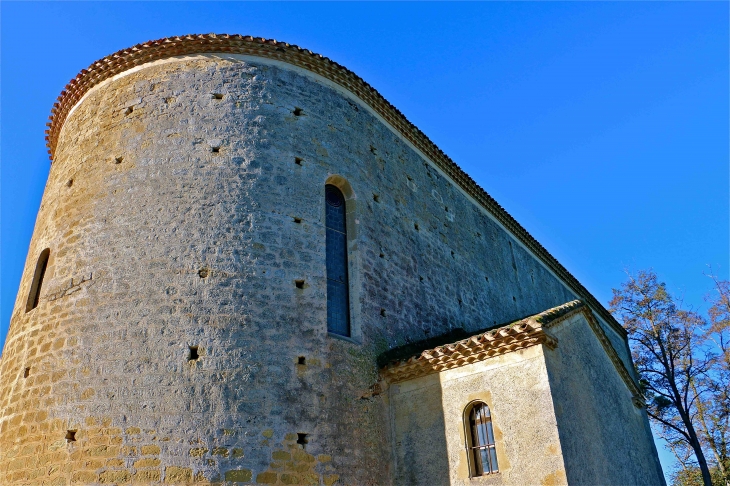 Le chevet de l'église romane Saint MiChel - Lamaguère