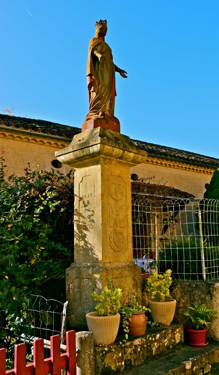 Près de l'ancien presbytère - Lamaguère