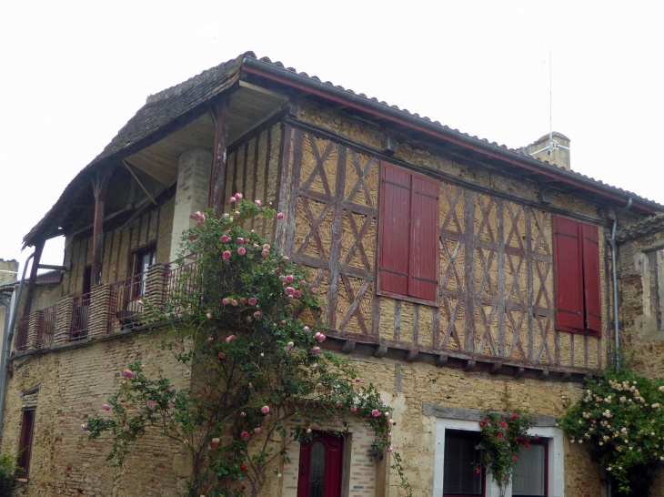 Maison ancienne - Manciet