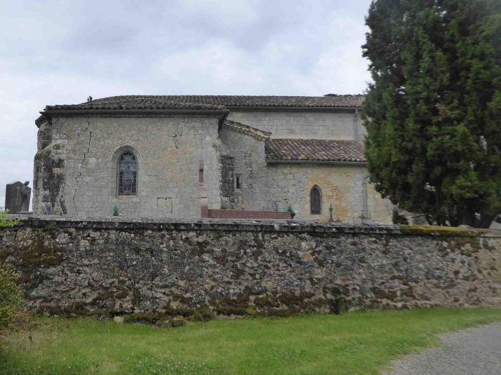 Le chevet de l'église - Mas-d'Auvignon