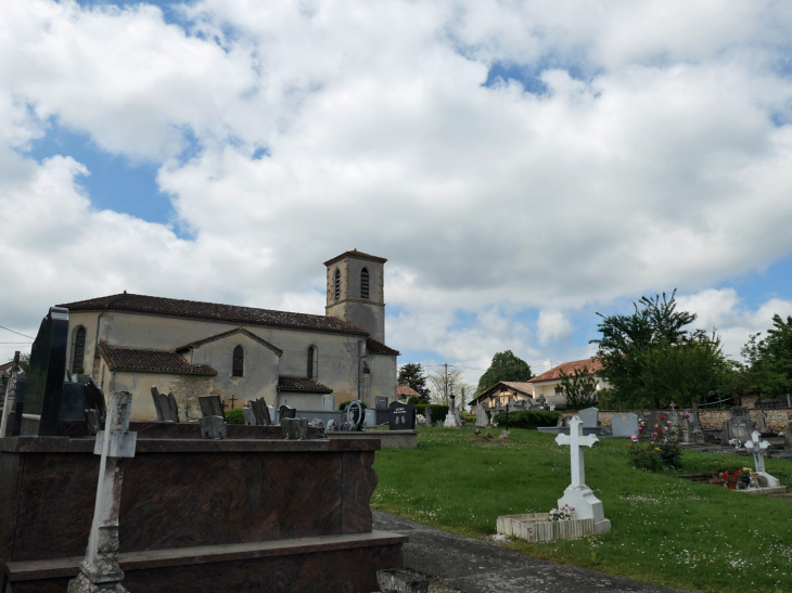 L'église et le cimetière - Monclar