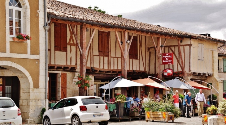 Le Village - Monfort