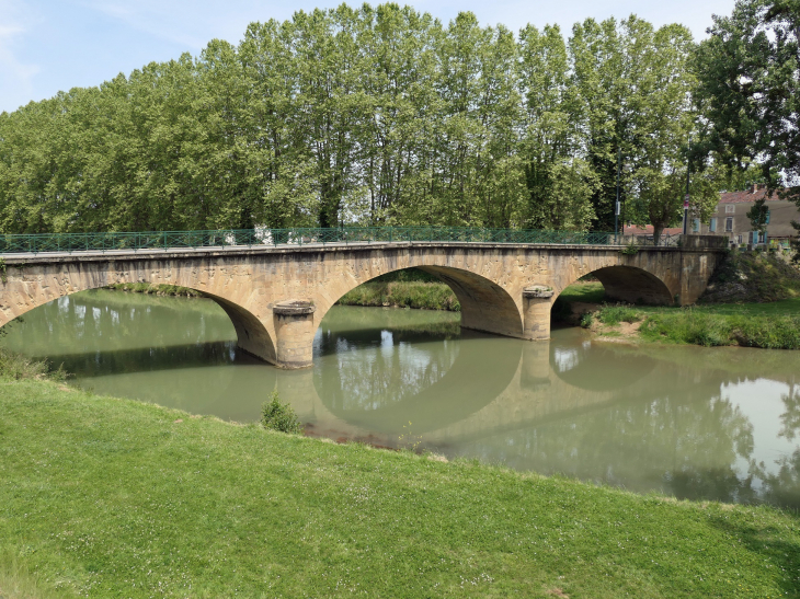 Le pont sur l'Arros - Plaisance