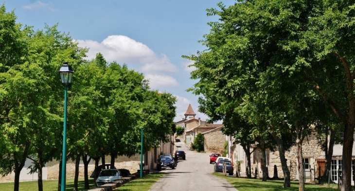 Le Village - Plieux