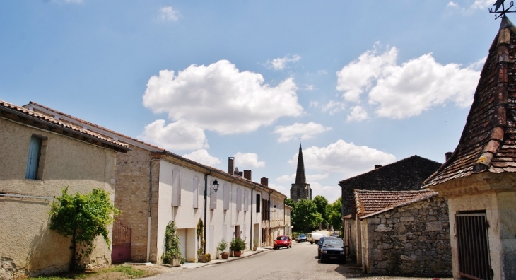 Le Village - Plieux