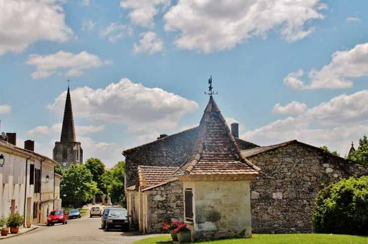 Le Village - Plieux