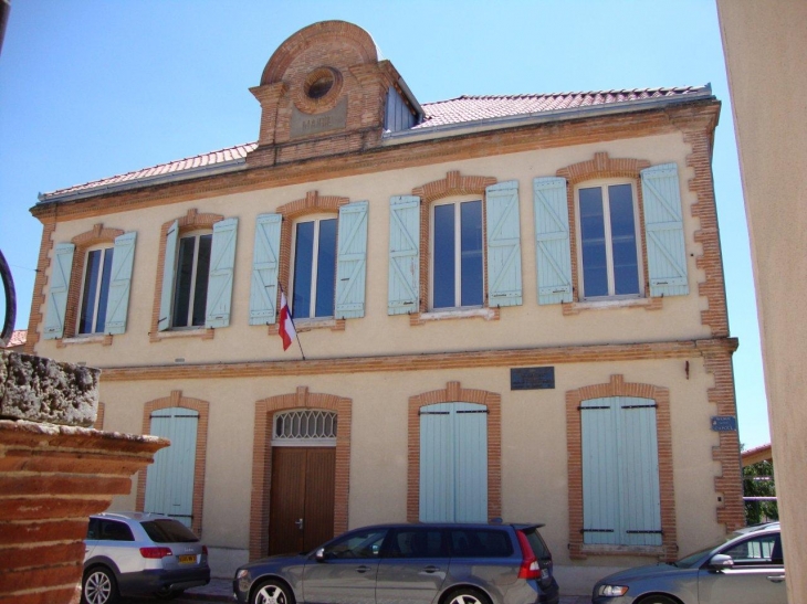 Pujaudran (32600) la mairie