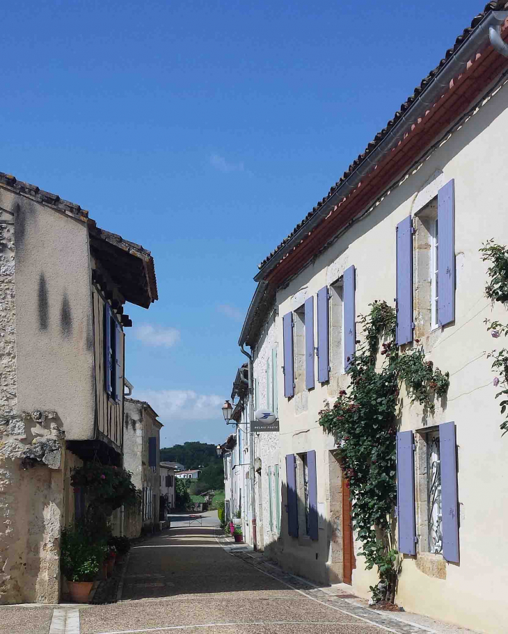 Dans le village - Saint-Antoine