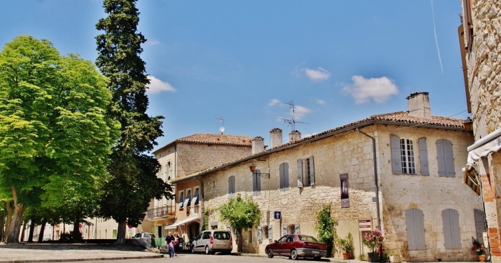 Le Village - Saint-Clar