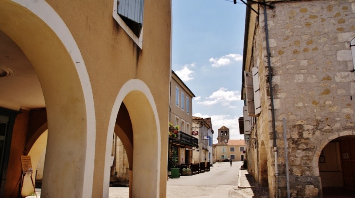 Le Village - Saint-Clar