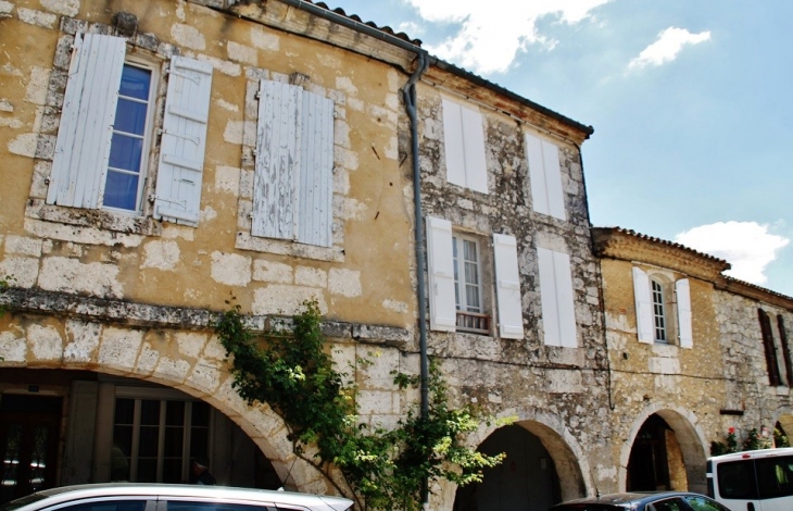 Le Village - Saint-Clar