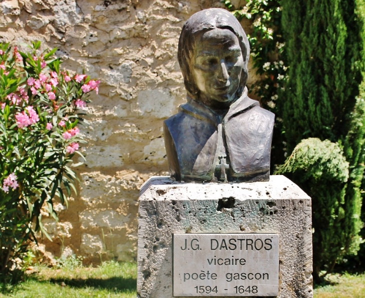 Square Dastros ( Buste de J G Dastros  ) - Saint-Clar