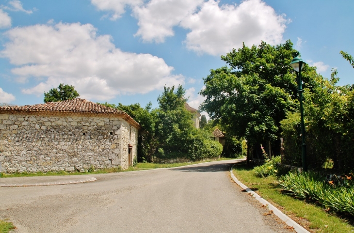 Le Village - Saint-Créac