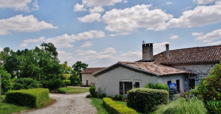 Le Village - Saint-Créac