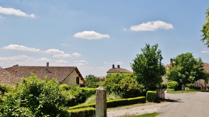 Le Village - Saint-Créac