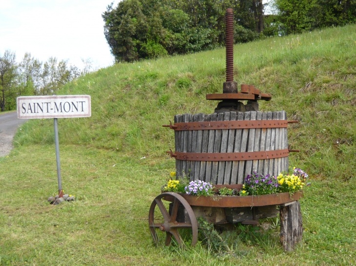 Entrée du Village - Saint-Mont