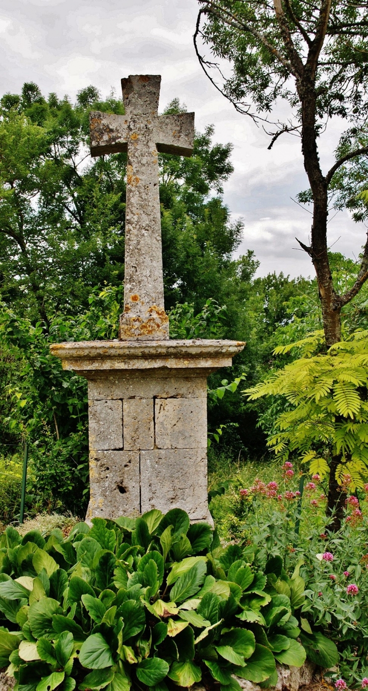 Croix - Sainte-Mère