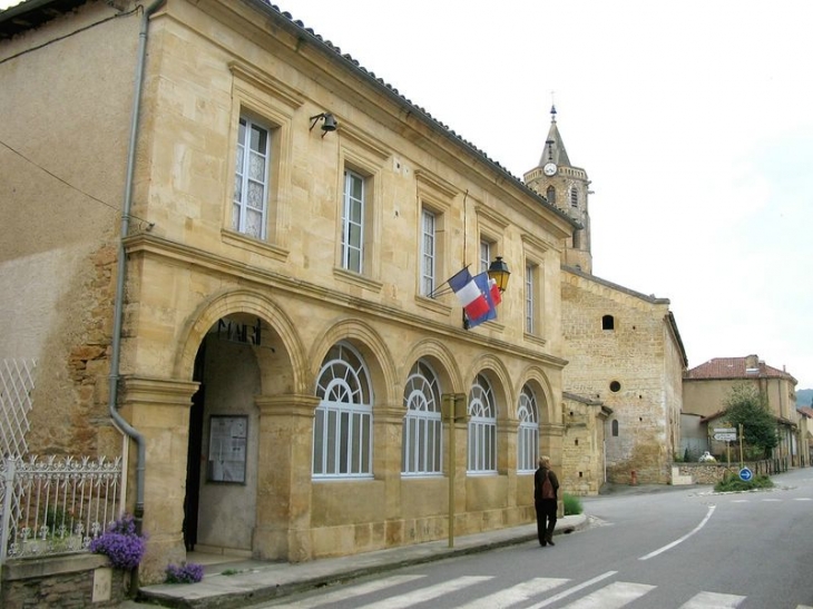 Aulon :  la mairie (1852 )