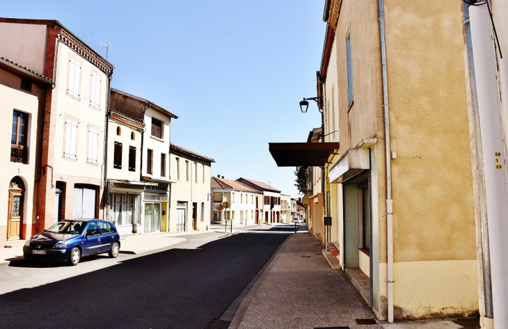 La Commune - Boulogne-sur-Gesse