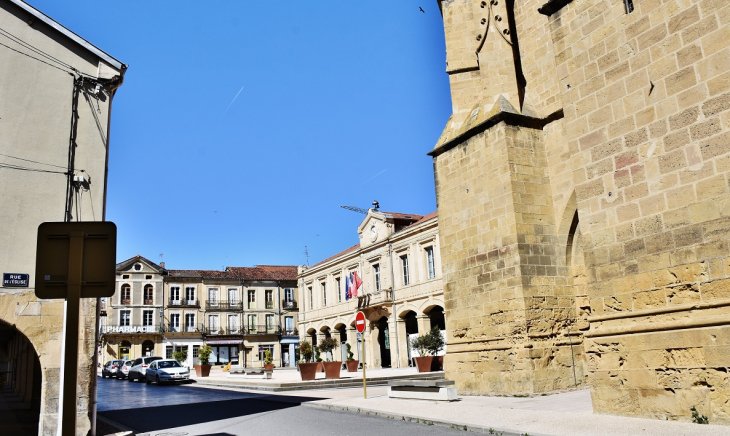 La Commune - Boulogne-sur-Gesse