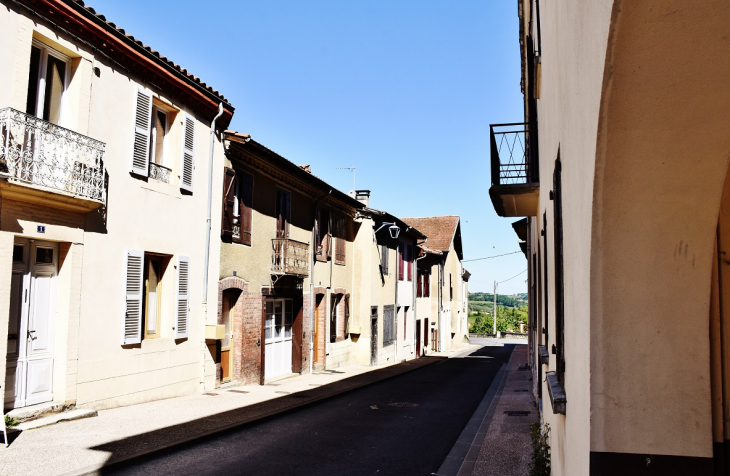 La Commune - Boulogne-sur-Gesse