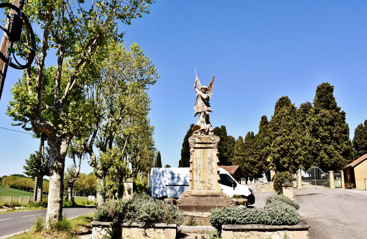 Monument-aux-Morts - Boulogne-sur-Gesse