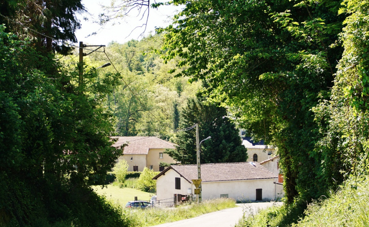 La Commune - Larroque