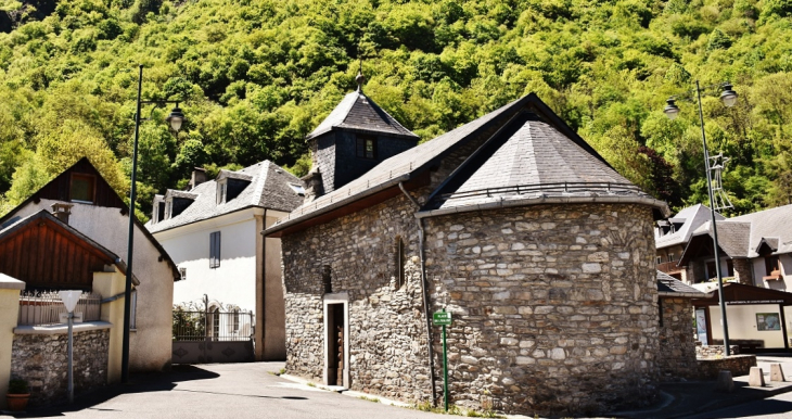 <<église Saint-Julien - Moustajon