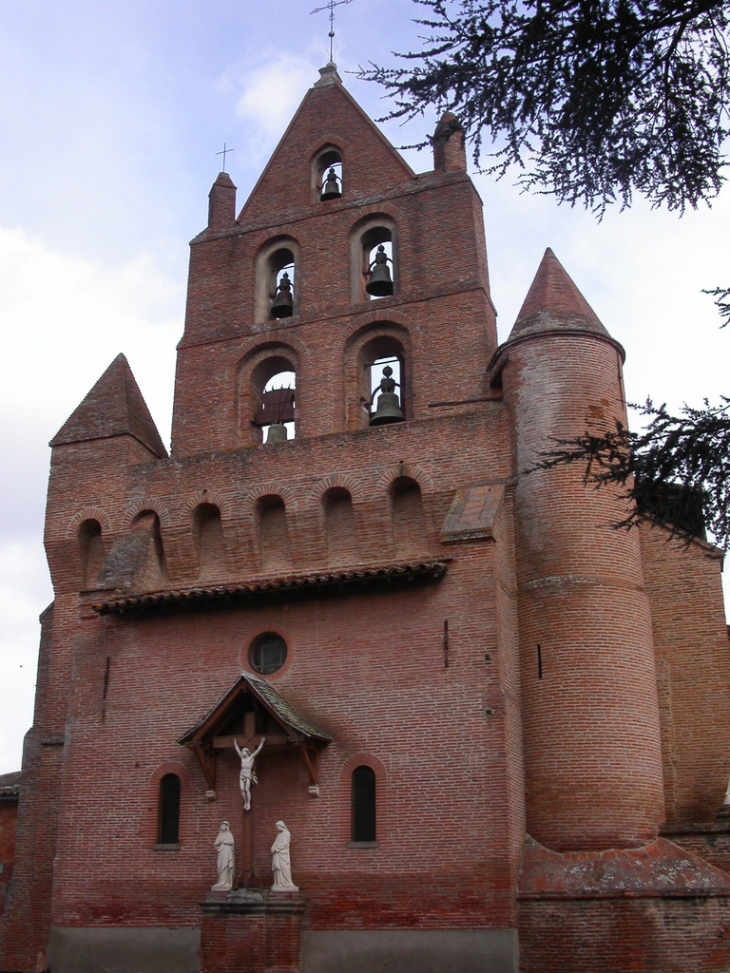 Facade  eglise Sainte Germaine - Pibrac