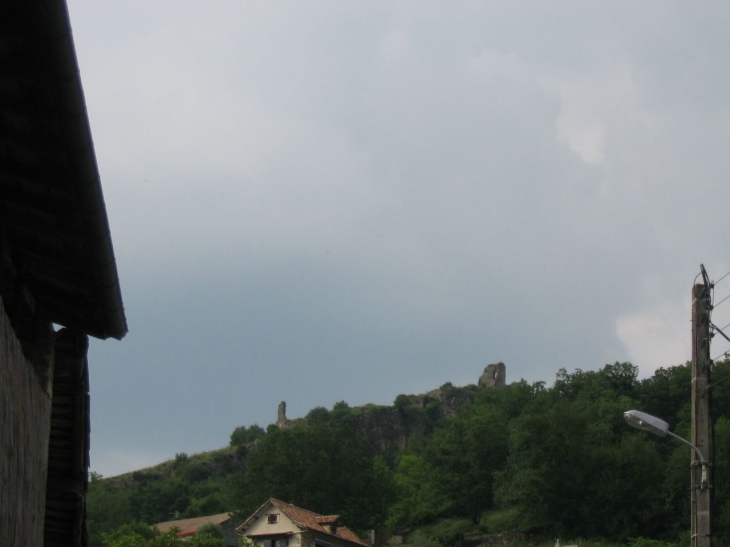 Roquefort  : Ruines du château XIIème - Roquefort-sur-Garonne