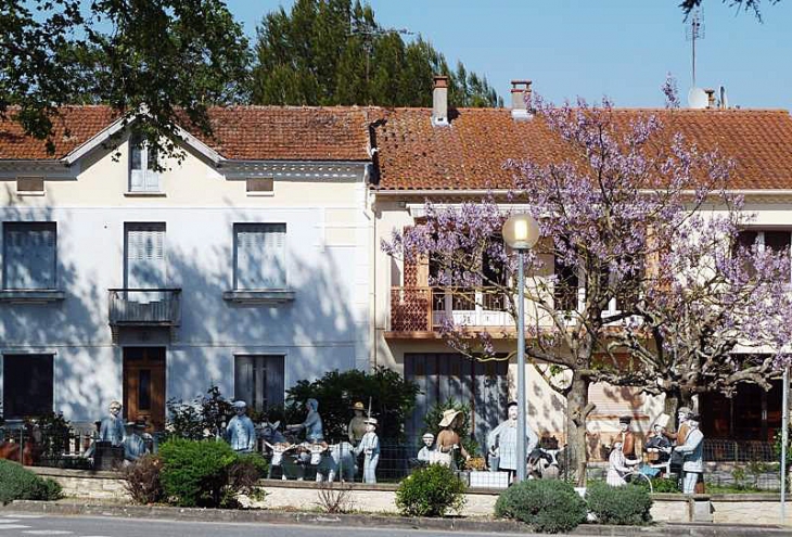 Le jardin enchanté - Roumens