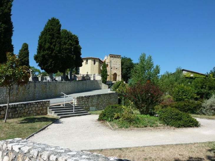 Cimetière et église - Saint-Christaud