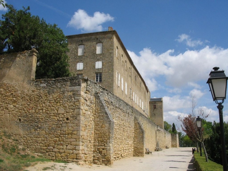 St Félix Lauragais - le château témoin du premier concile Cathare  1177 - Saint-Félix-Lauragais