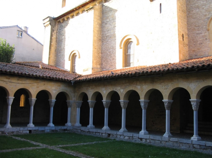 Cloitre de la Collégiale St Pierre - Saint-Gaudens