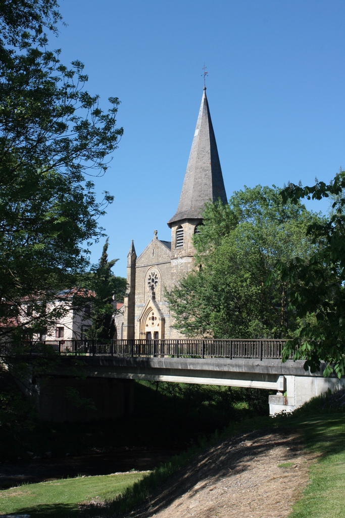 Eglise et le pont sur la save - Saint-Plancard